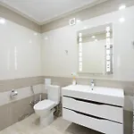 דירה New On Zhasmynova Street 5b