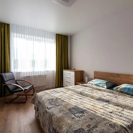 New On Zhasmynova Street 5b Апартаменты