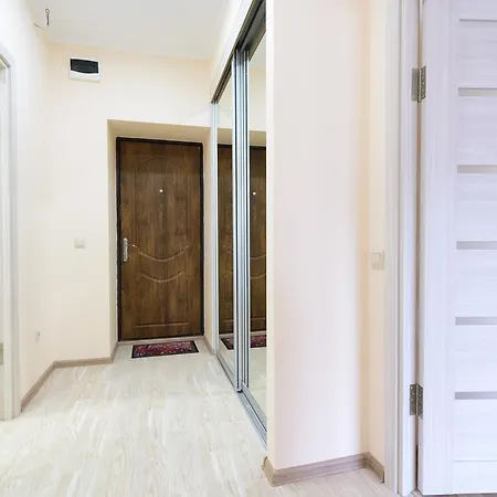 דירה New On Zhasmynova Street 5b לבוב