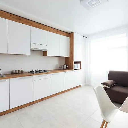 아파트 New On Zhasmynova Street 5b 리비프