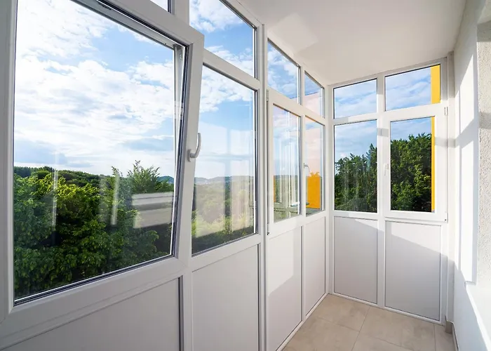 Apartamento New On Zhasmynova Street 5b *